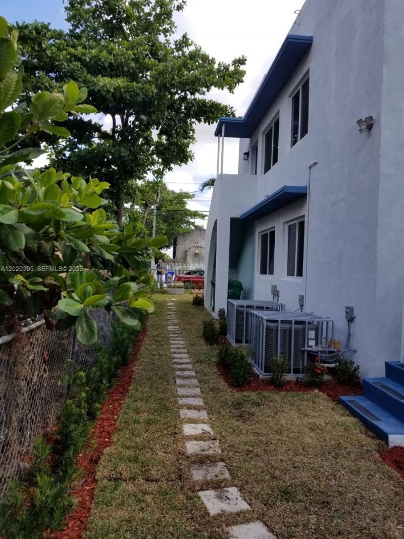 354 NW 59th Ter , Unit ., Miami, FL 33127 Photo