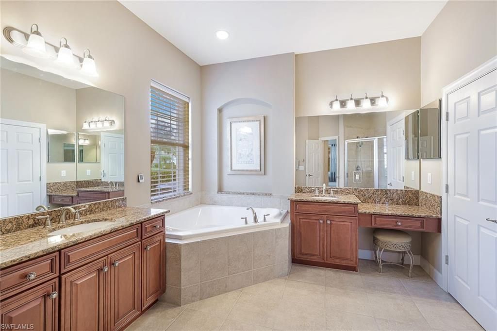 12118 Wicklow Ln, Naples, FL 34120 Photo