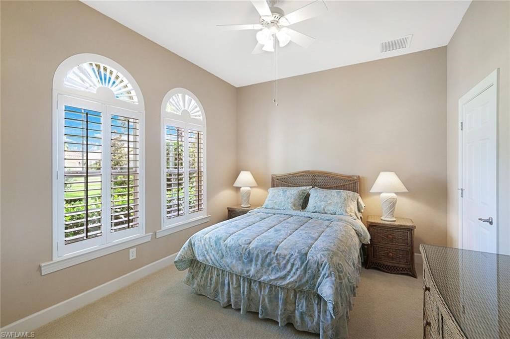 12118 Wicklow Ln, Naples, FL 34120 Photo