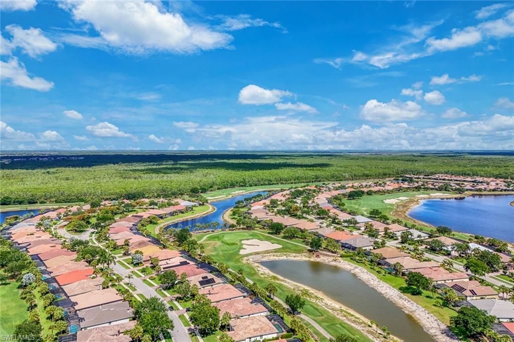 12118 Wicklow Ln, Naples, FL 34120 Photo