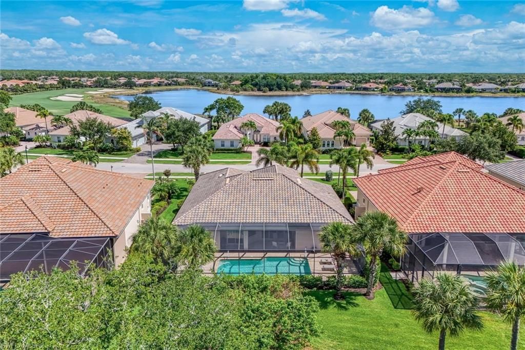 12118 Wicklow Ln, Naples, FL 34120 Photo