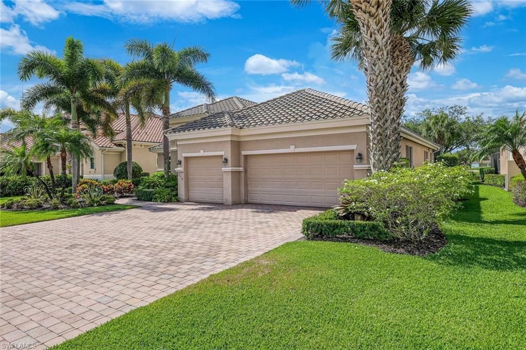 12118 Wicklow Ln, Naples, FL 34120 Photo
