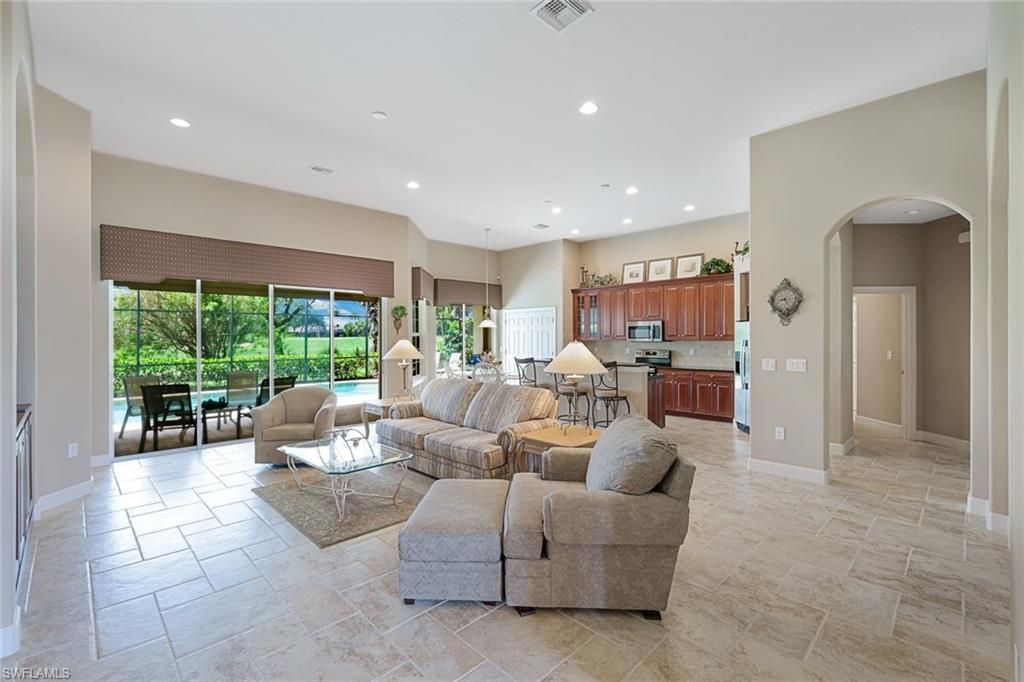 12118 Wicklow Ln, Naples, FL 34120 Photo