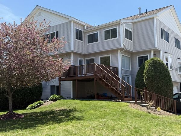 136 Algonquin Trl, Unit 136, Ashland, MA 01721