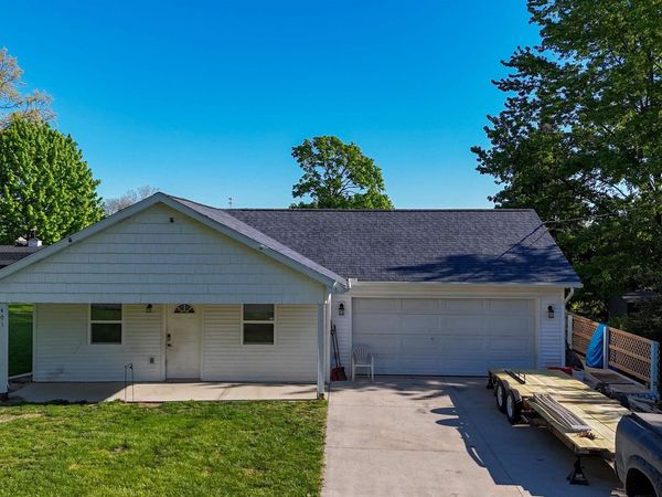 401 Barber, Ithaca, MI 48847