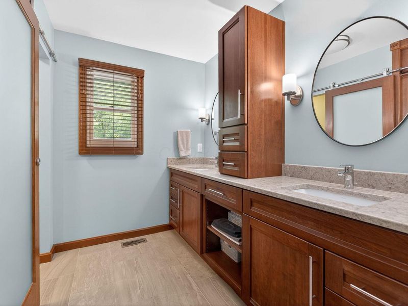 2152 Olde Sawmill Boulevard, Dublin, OH 43016 Photo 12