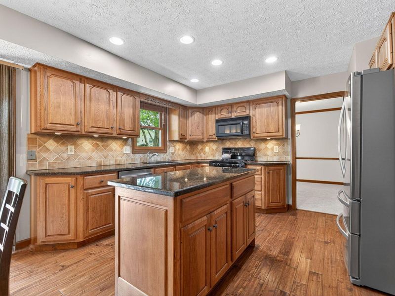2152 Olde Sawmill Boulevard, Dublin, OH 43016 Photo 7