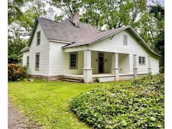 139 Winding Way, Jackson, GA 30233