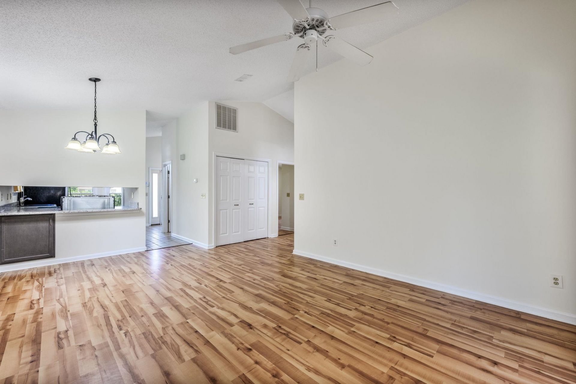 1117 Ganton Way Photo 13