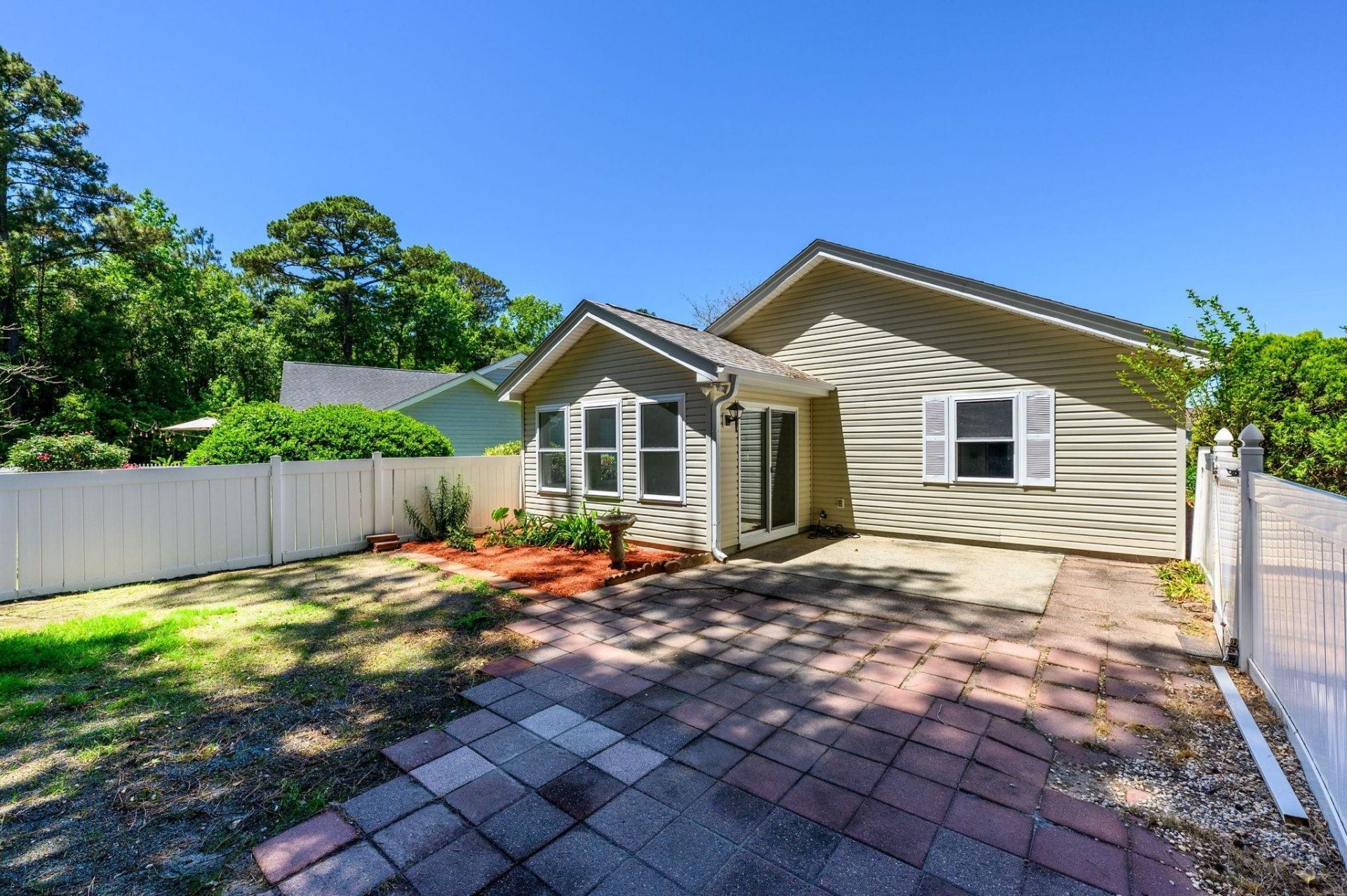 1117 Ganton Way Photo 27