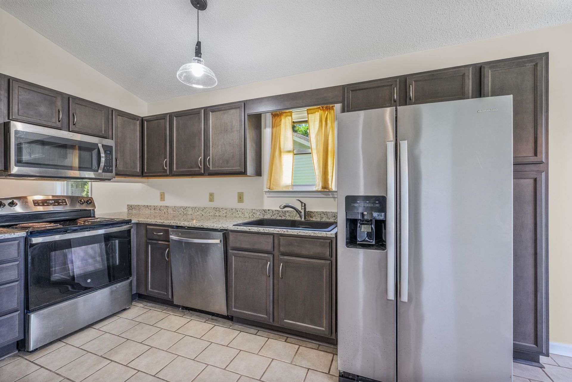 1117 Ganton Way Photo 8