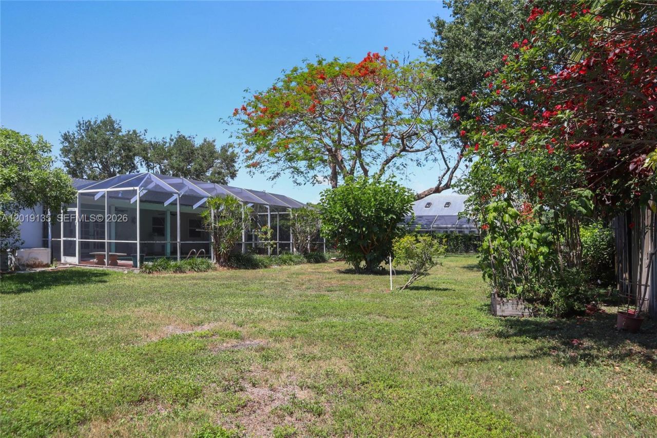 7605 SW 179th Ter , Palmetto Bay, FL 33157 Photo