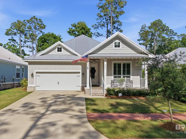 2560 Bienville Avenue, Gulf Shores, AL 36542