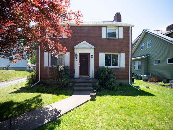 812 Pennsylvania Avenue , Oakmont, PA 15139