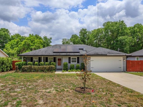 573 CHARLES AVENUE , ORANGE CITY, FL 32763