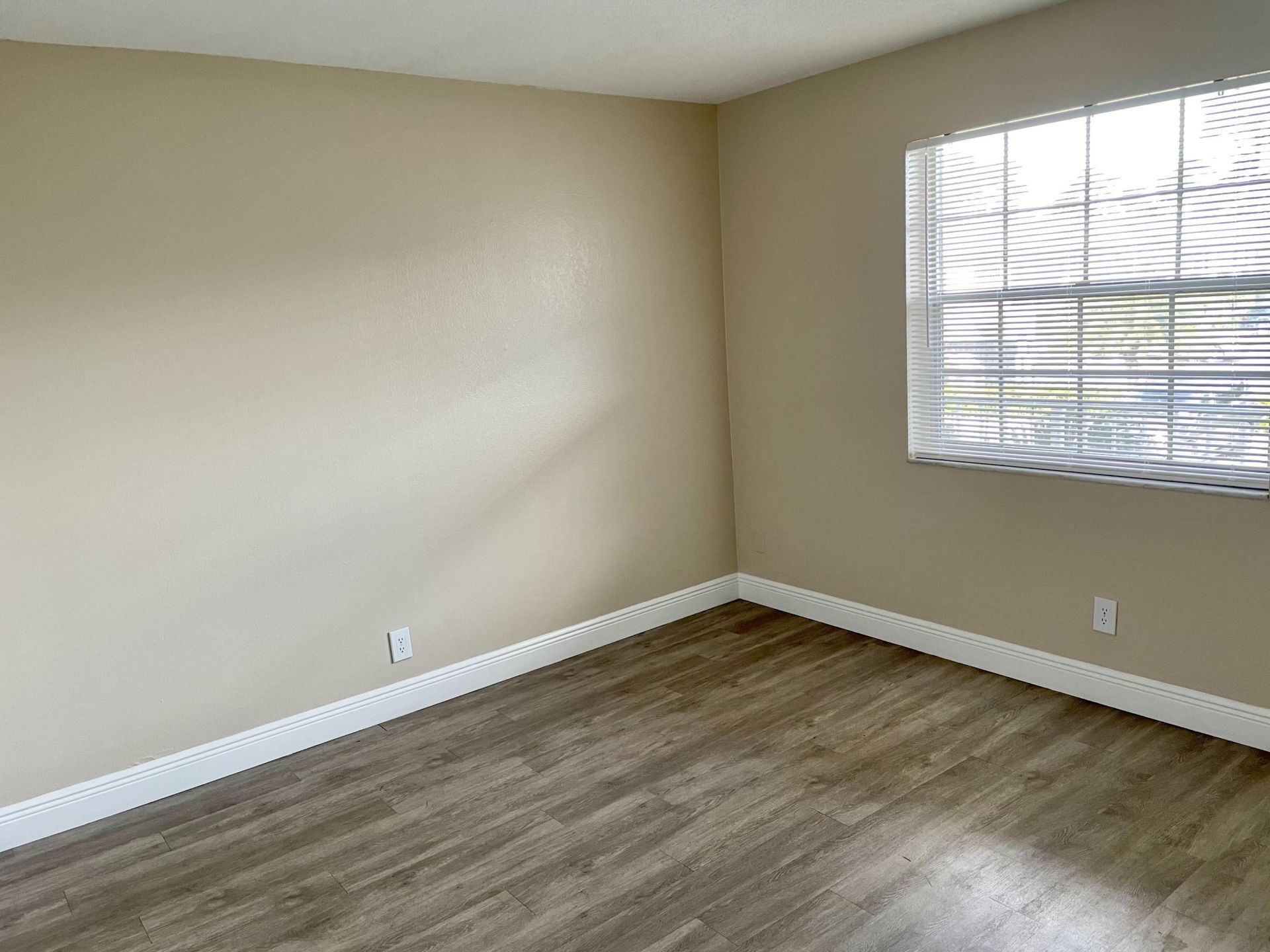 3481 Helena Drive, Unit 11, Lake Worth, FL 33461 Photo