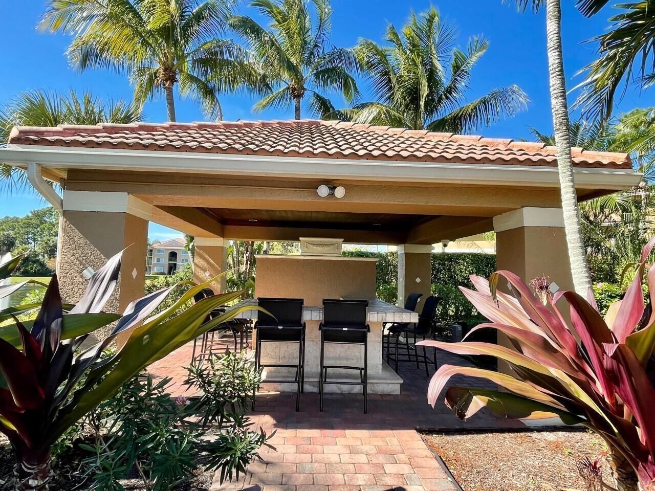 3690 NW Mediterranean Lane, Unit 12-305, Jensen Beach, FL 34957 Photo