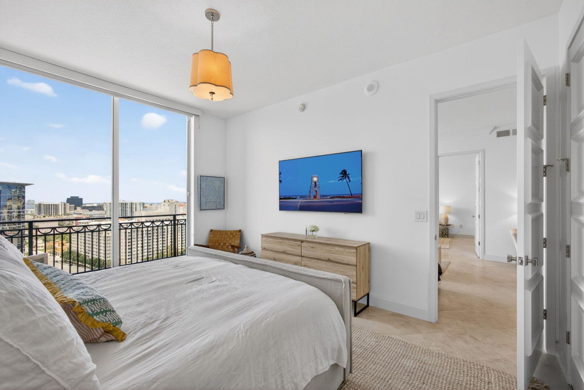 550 Okeechobee Boulevard, Unit Uph-04, West Palm Beach, FL 33401 Photo