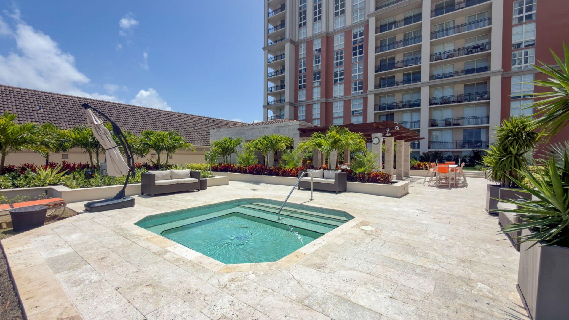 550 Okeechobee Boulevard, Unit Uph-04, West Palm Beach, FL 33401 Photo