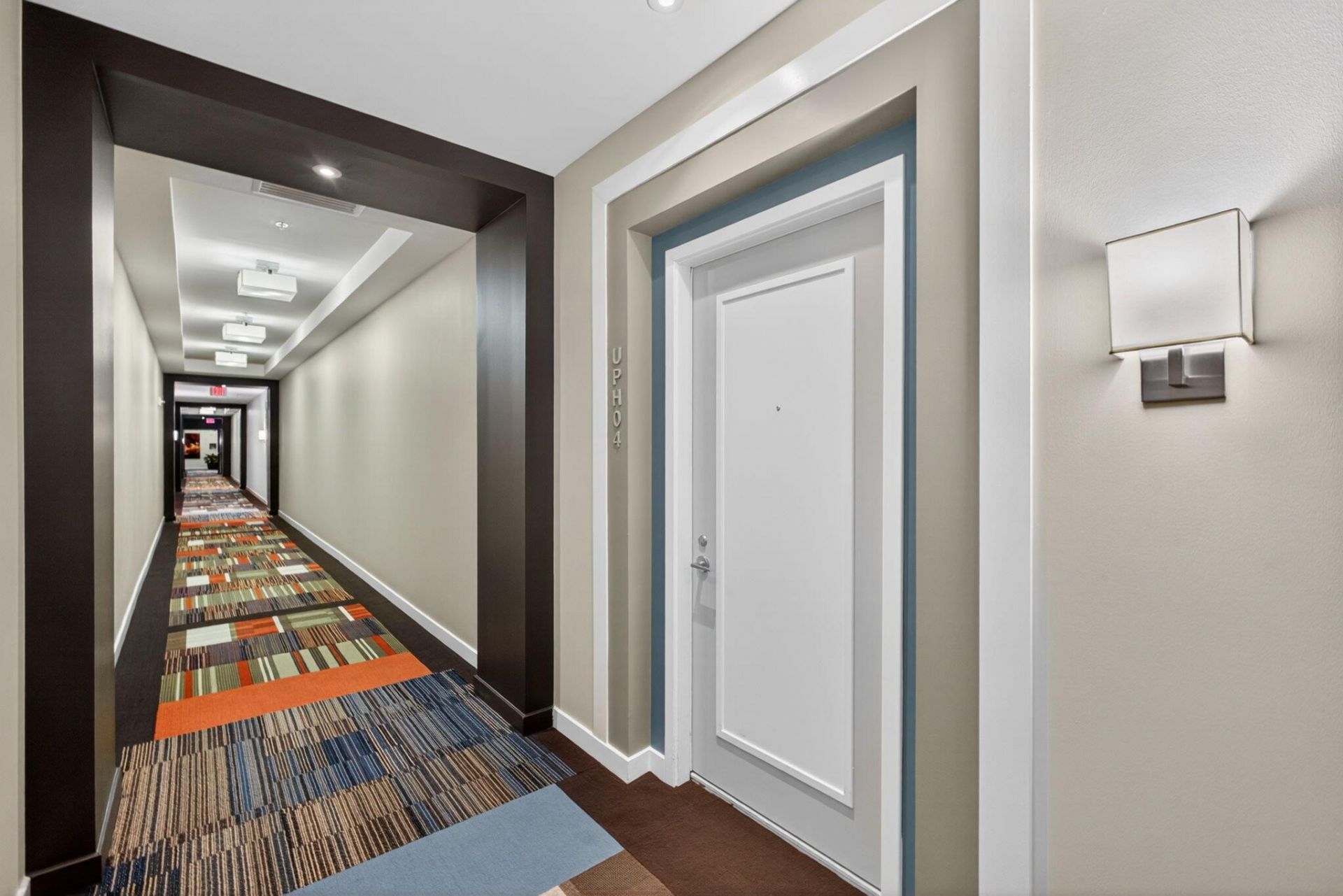550 Okeechobee Boulevard, Unit Uph-04, West Palm Beach, FL 33401 Photo