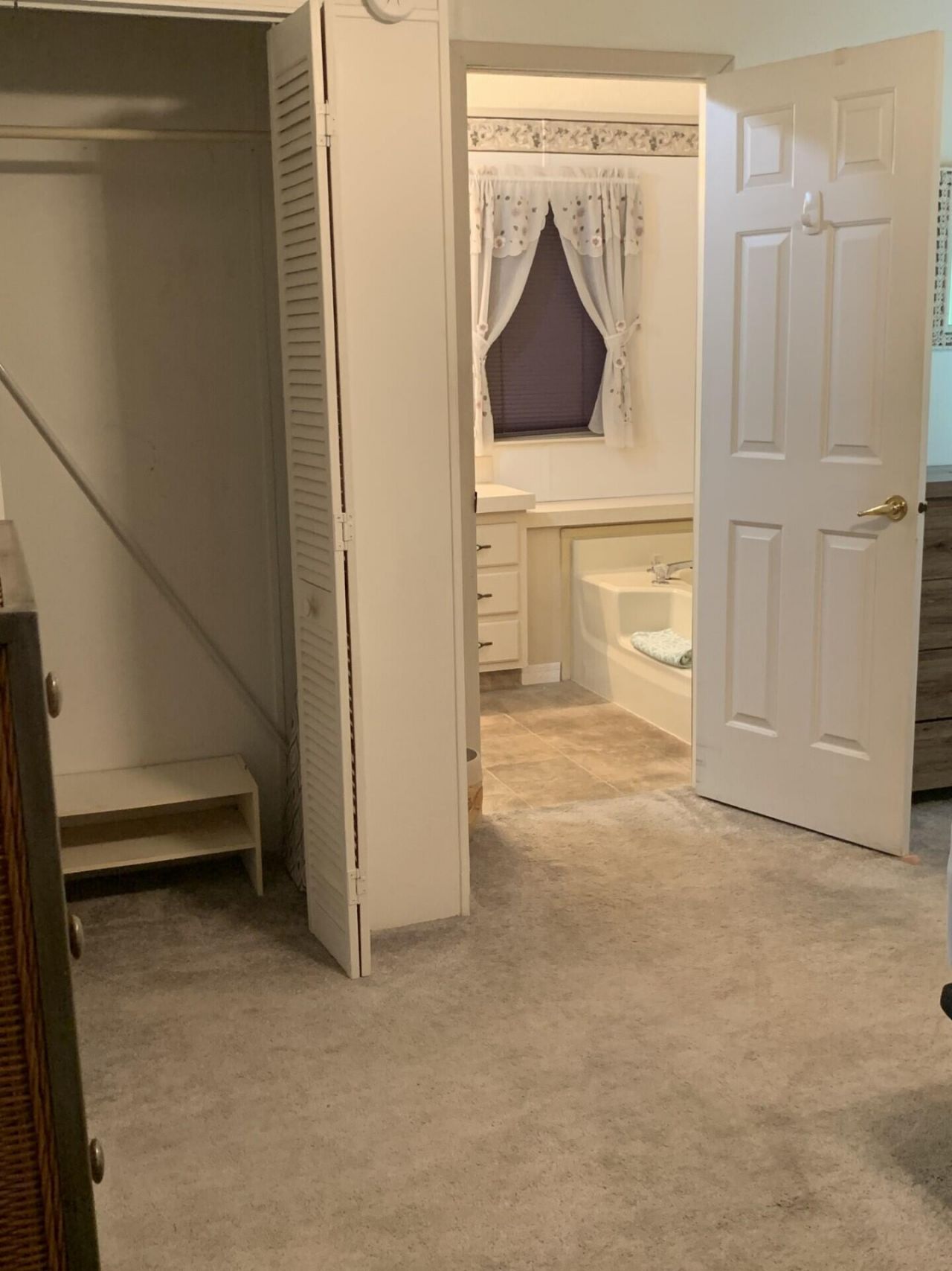 9 Universidad Lane, Port Saint Lucie, FL 34952 Photo