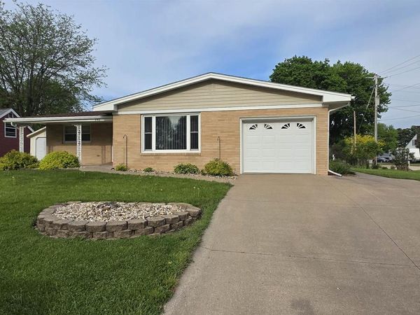 350 Taylor Street, Lancaster, WI 53813