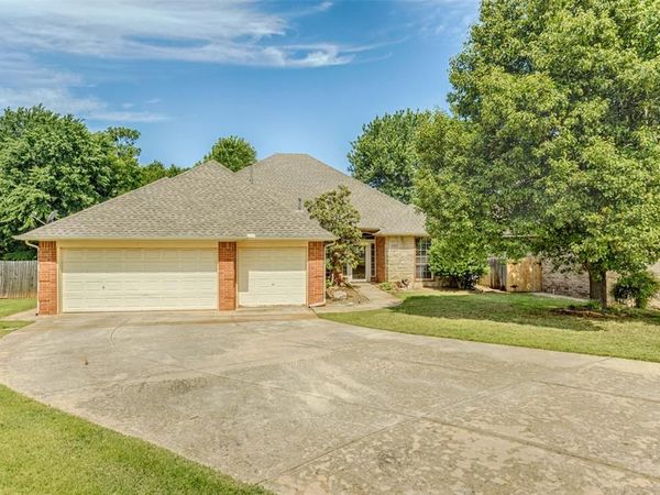 2917 Cedarbend Court, Edmond, OK 73003