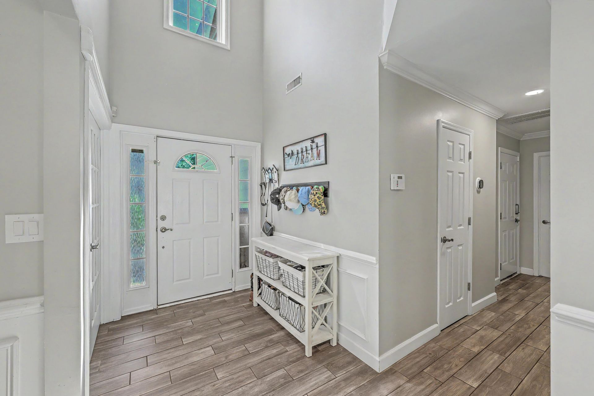 112 Irish Oak Drive Photo 6