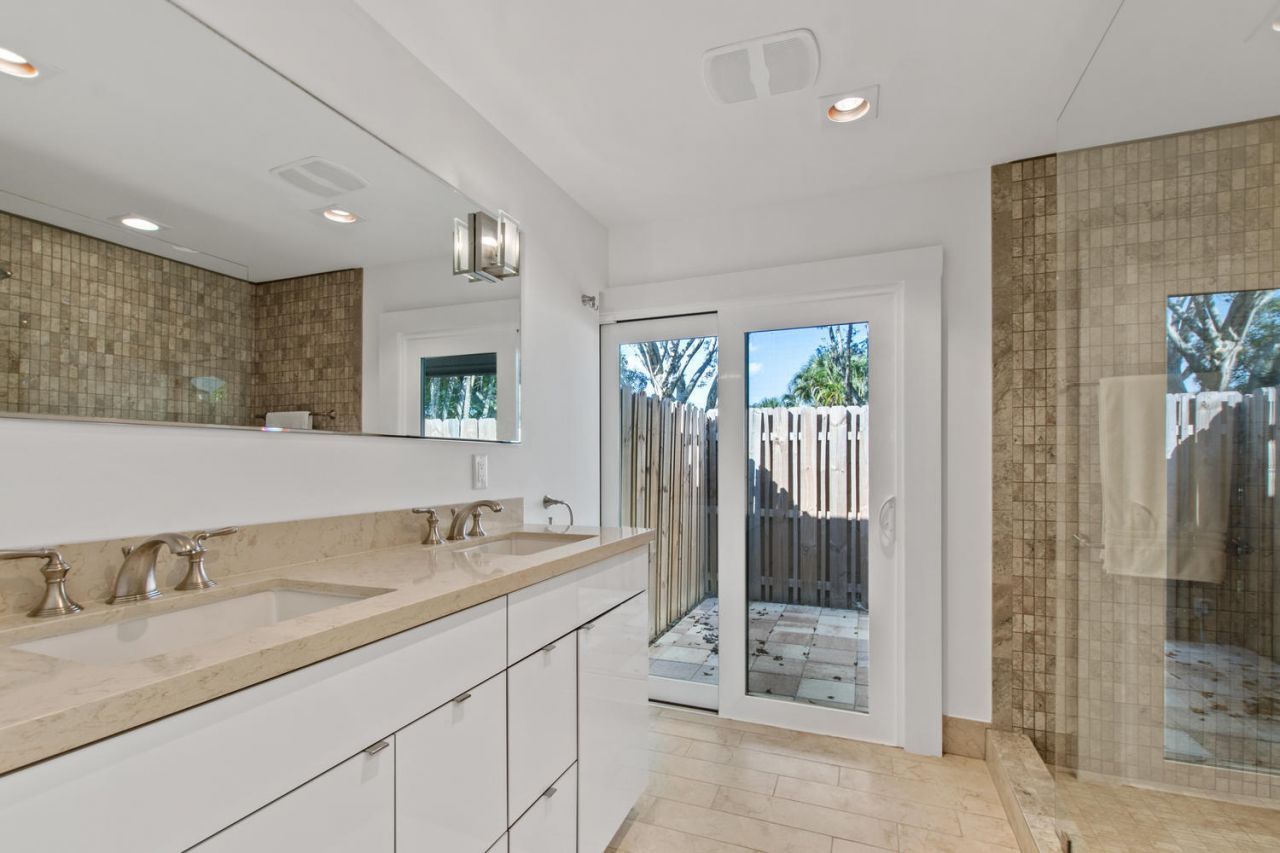 11792 Wimbledon Circle, Wellington, FL 33414 Photo