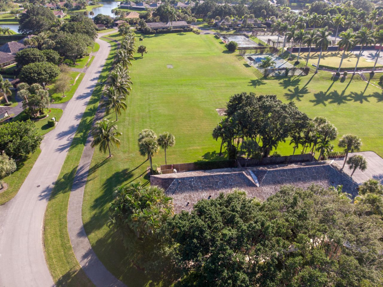 11792 Wimbledon Circle, Wellington, FL 33414 Photo