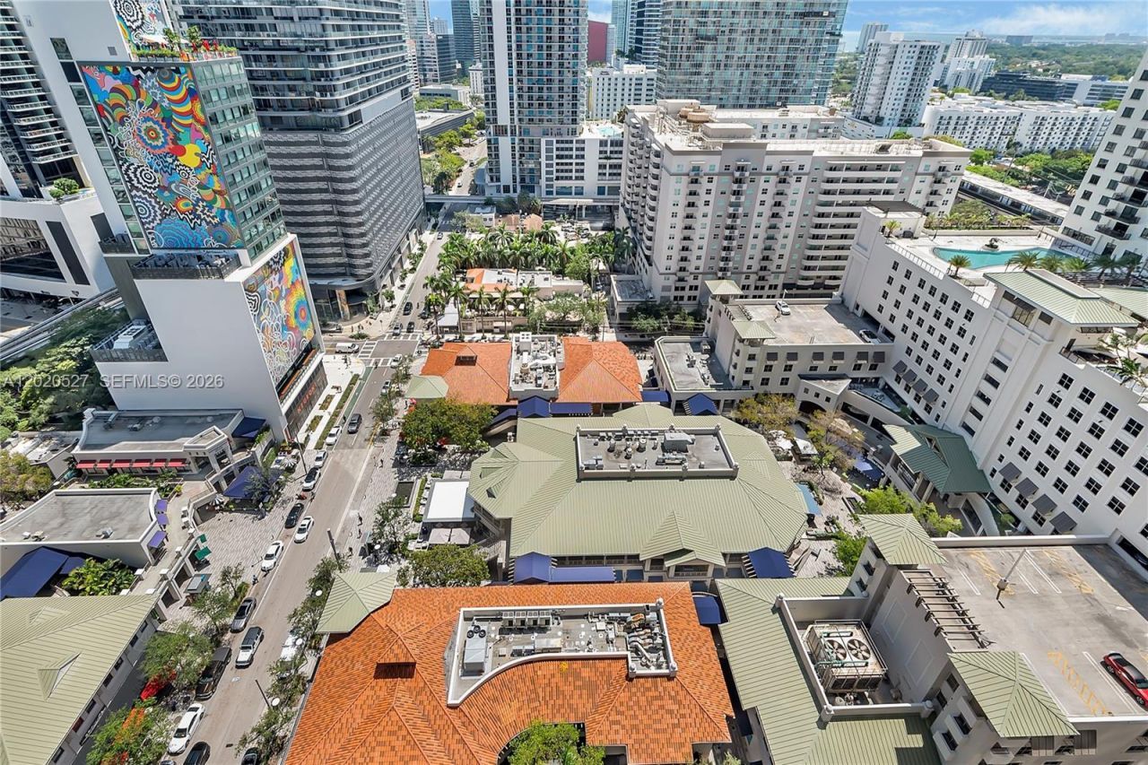 45 SW 9th St , Unit 2105, Miami, FL 33130 Photo