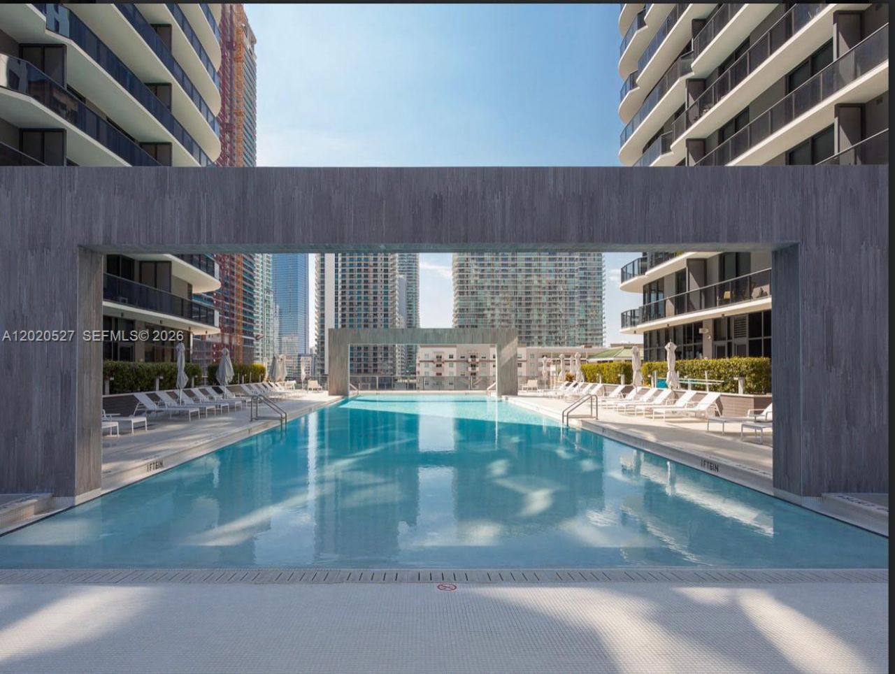 45 SW 9th St , Unit 2105, Miami, FL 33130 Photo