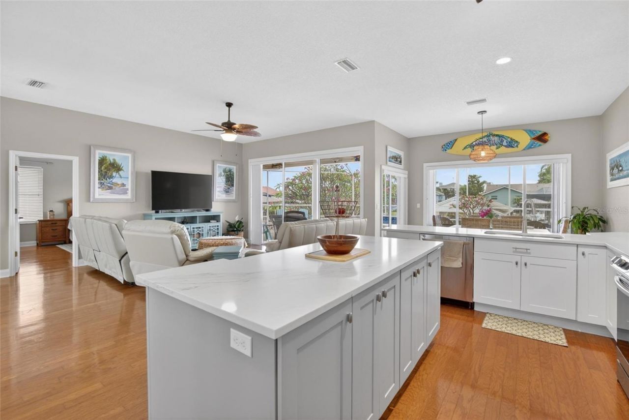 806 Eagle Lane, Apollo Beach, FL 33572 Photo