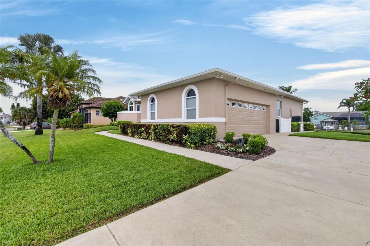 806 Eagle Lane, Apollo Beach, FL 33572 Photo