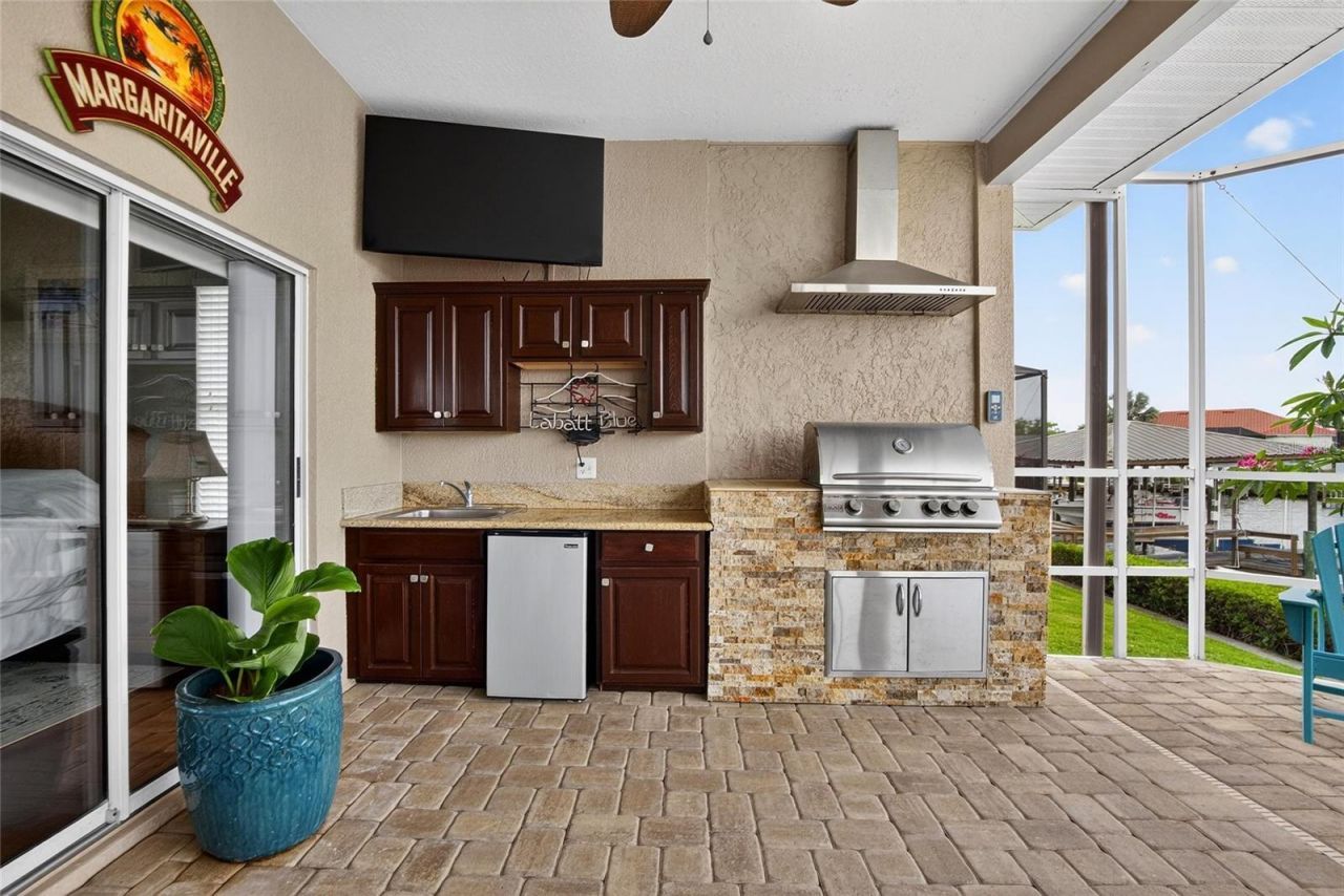 806 Eagle Lane, Apollo Beach, FL 33572 Photo