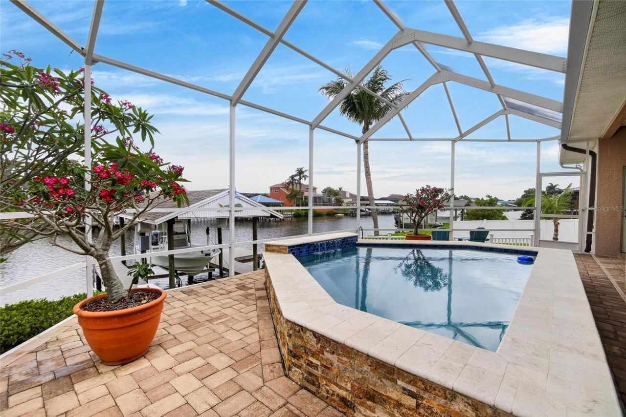 806 Eagle Lane, Apollo Beach, FL 33572 Photo