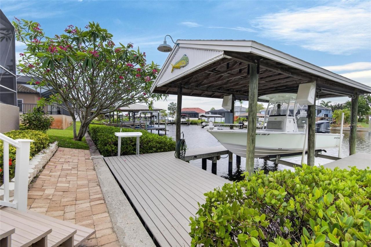 806 Eagle Lane, Apollo Beach, FL 33572 Photo