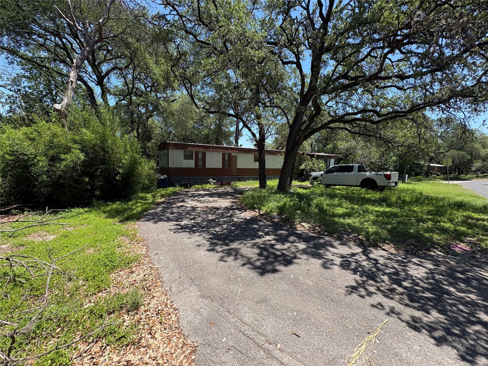 7803 Forest Wood Rd, Austin, TX 78745 Main Photo