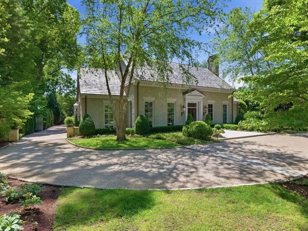 3701 Woodlawn Dr , Nashville, TN 37215
