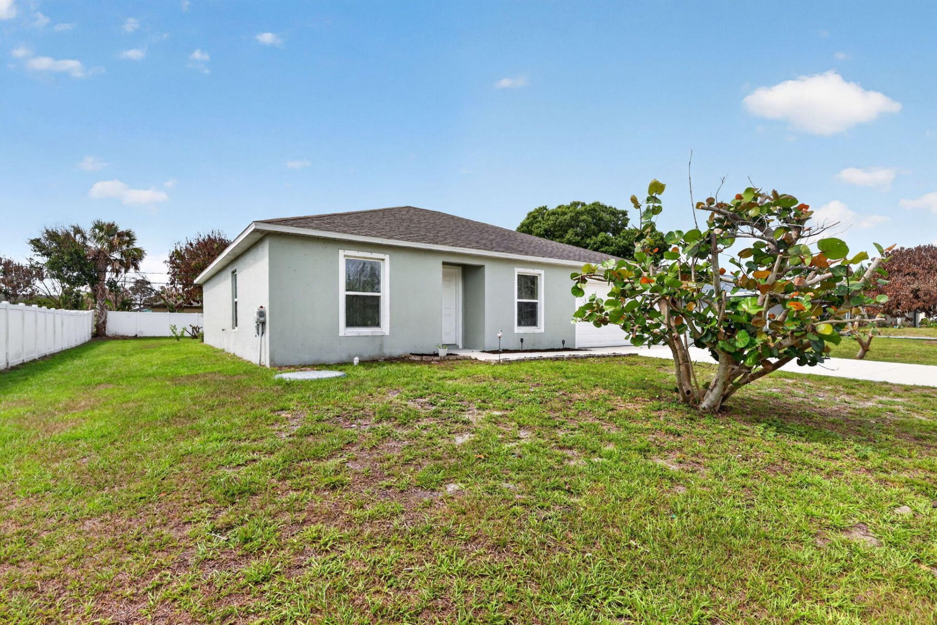 330 SE Huron Terrace, Port Saint Lucie, FL 34983 Photo