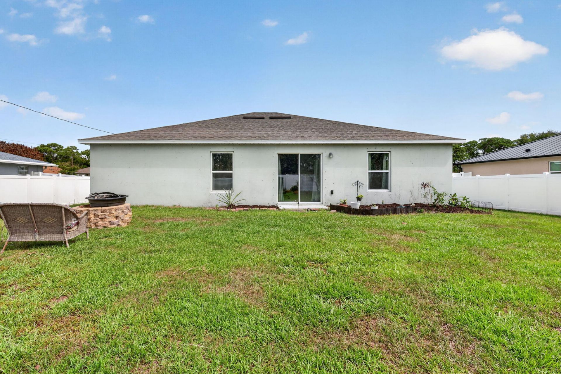 330 SE Huron Terrace, Port Saint Lucie, FL 34983 Photo