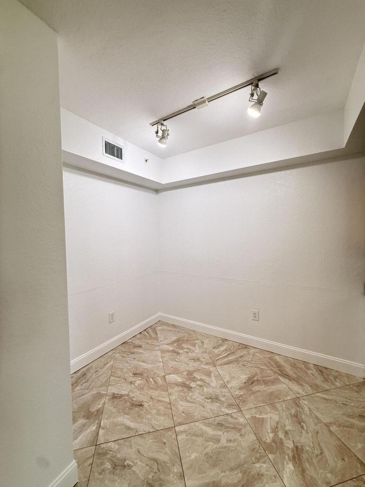 11032 Legacy Drive, Unit 104, Palm Beach Gardens, FL 33410 Photo