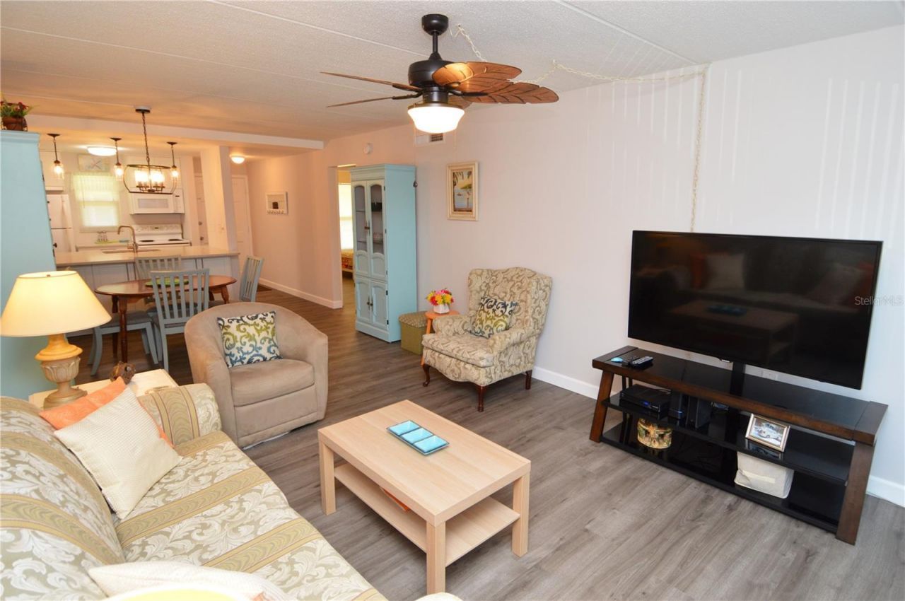 12760 Indian Rocks Road, Unit 605, Largo, FL 33774 Photo