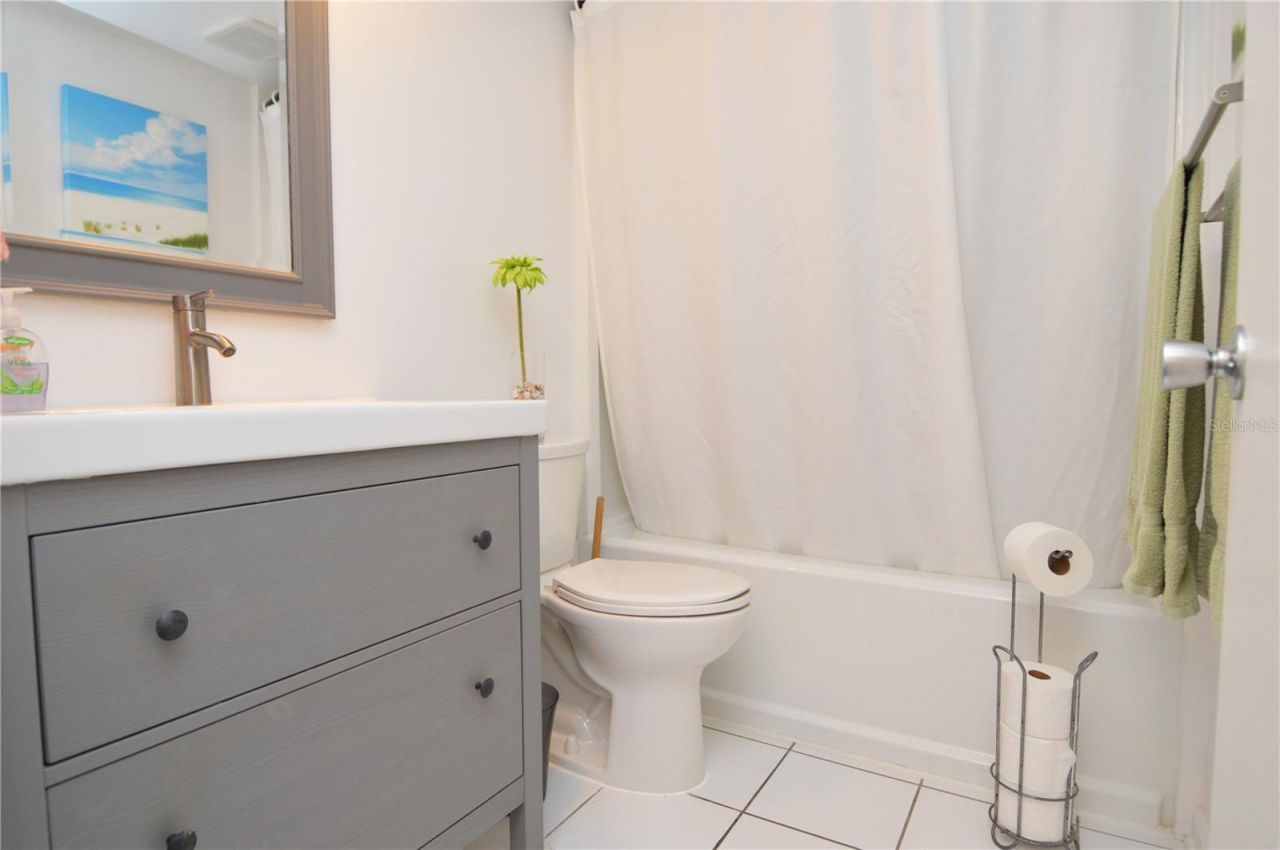 12760 Indian Rocks Road, Unit 605, Largo, FL 33774 Photo