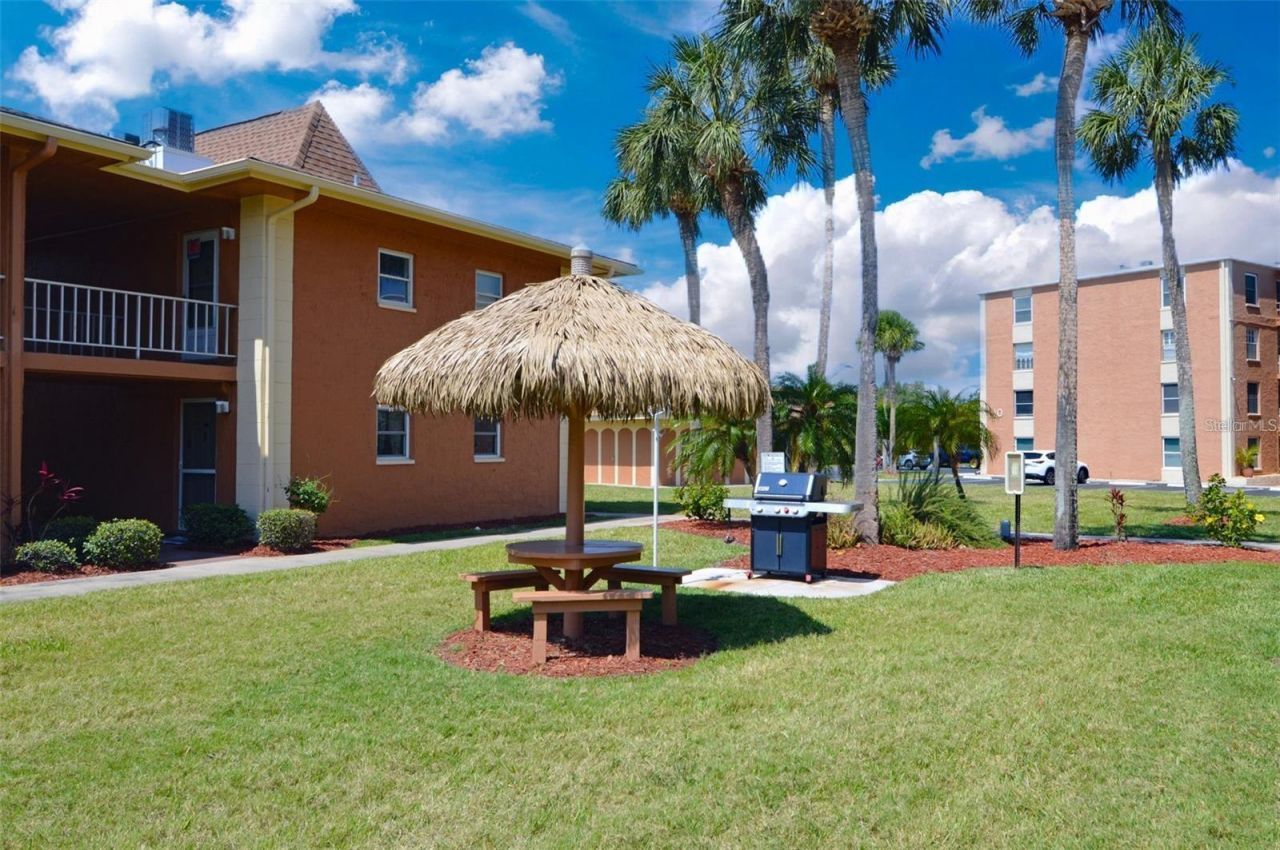 12760 Indian Rocks Road, Unit 605, Largo, FL 33774 Photo