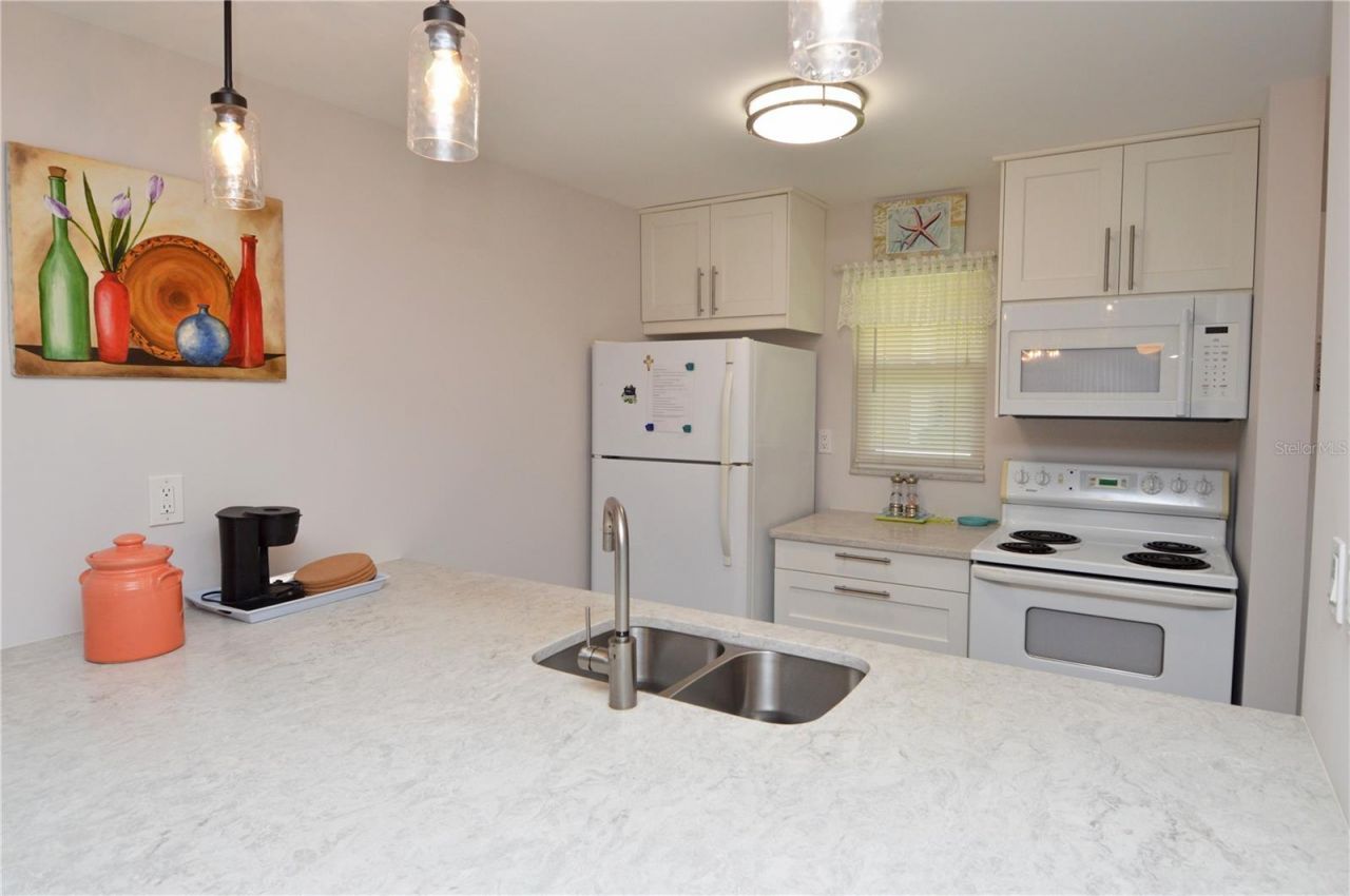 12760 Indian Rocks Road, Unit 605, Largo, FL 33774 Photo