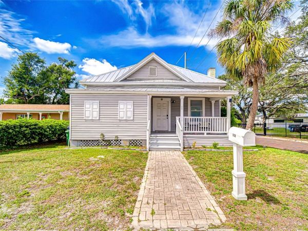 3120 N WOODROW AVENUE , TAMPA, FL 33603