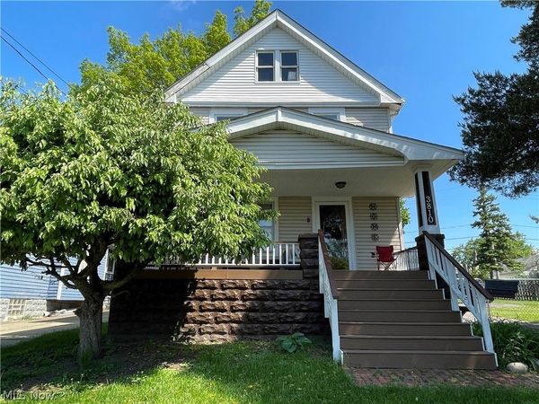 3810 Biddulph Avenue , Cleveland, OH 44109