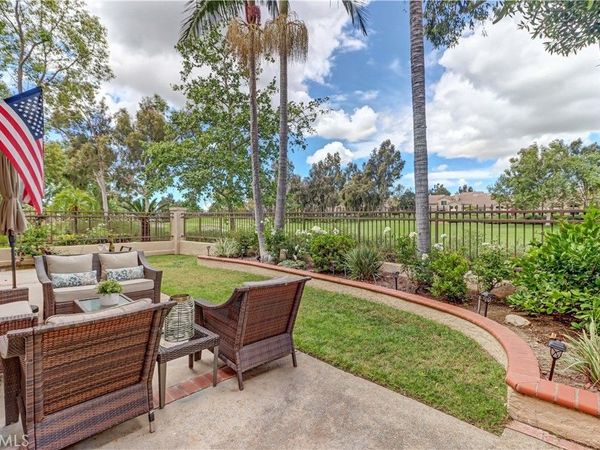 189 Encantado Canyon, Rancho Santa Margarita, CA 92688