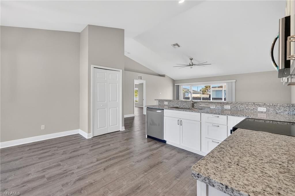 409 NE 25th Ter, Cape Coral, FL 33909 Photo